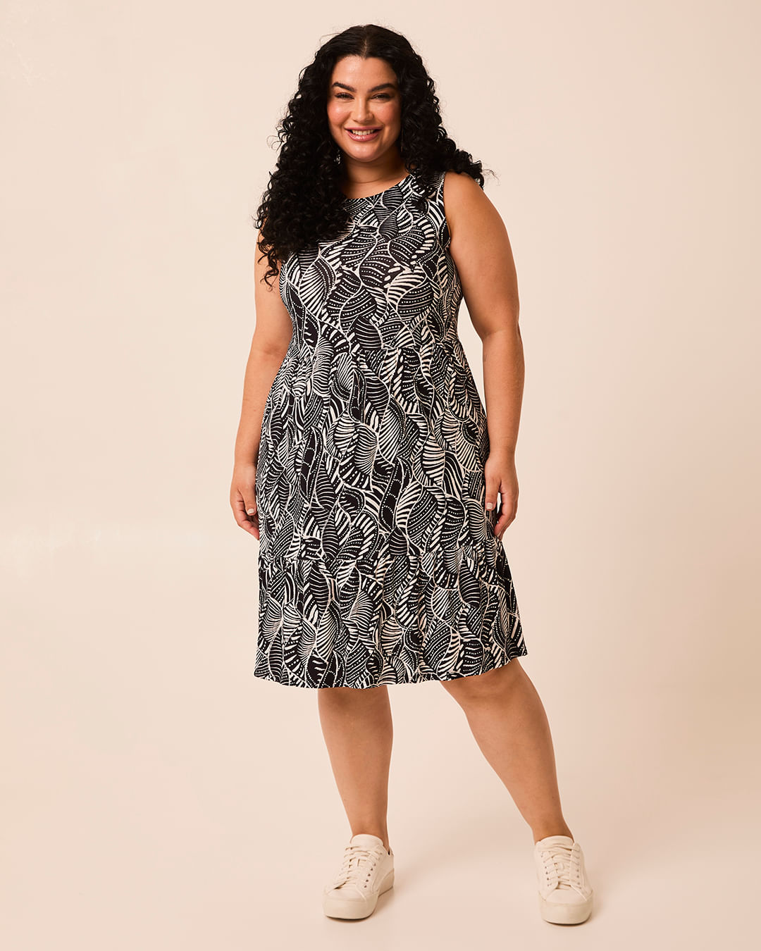 Vestido Feminino Plus Size Marias Estampa Corrida Em Viscose Stretch