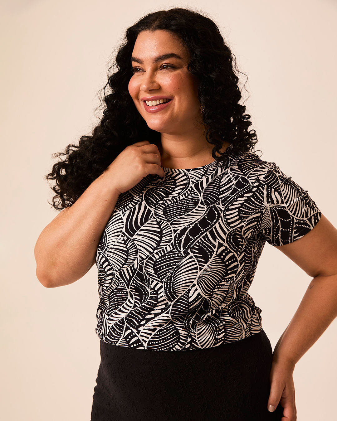 Blusa Feminina Plus Size Estampa Corrida Em Viscose Stretch