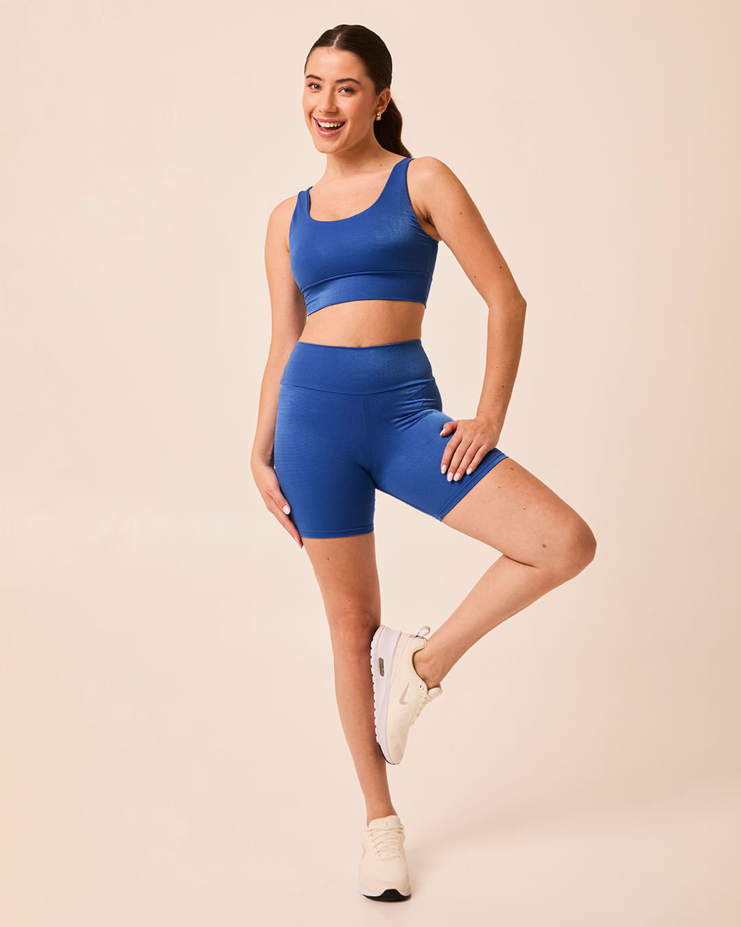 Shorts Esportivo Feminino Justo Malha Brilho Proteção UV50+ Malwee Active