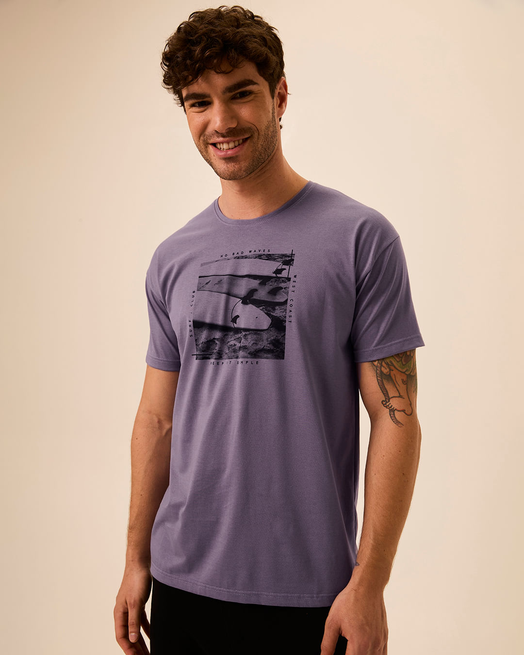 Camiseta Masculina Regular Design Estampa Frontal Em Algodão Pima