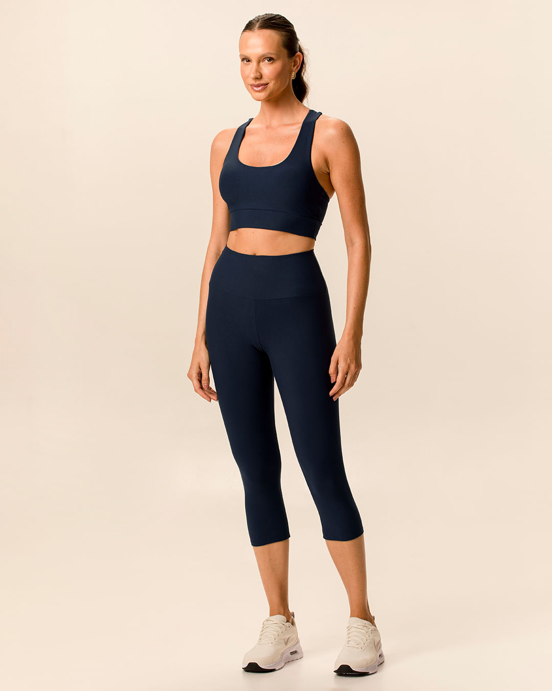 Calça Esportiva Feminina Corsário Em Malha Com Proteção UV50+ Malwee Active - Azul - M