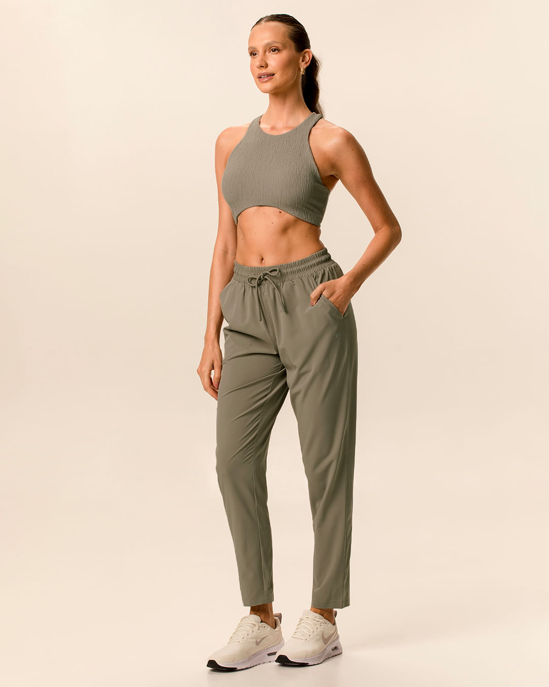 Calça Esportiva Feminina Runner Bolso Faca Tafetá Com Elastano Malwee Active
