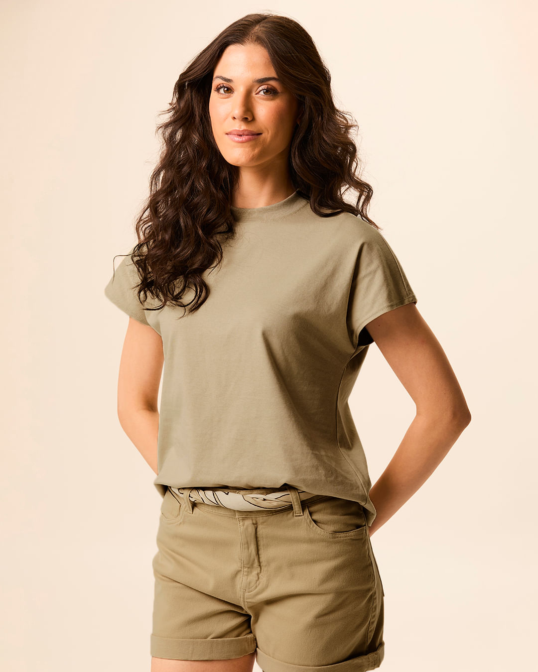 Blusa Básica Feminina Comfort Manga Curta Em Malha Do Abraço - Bege - P
