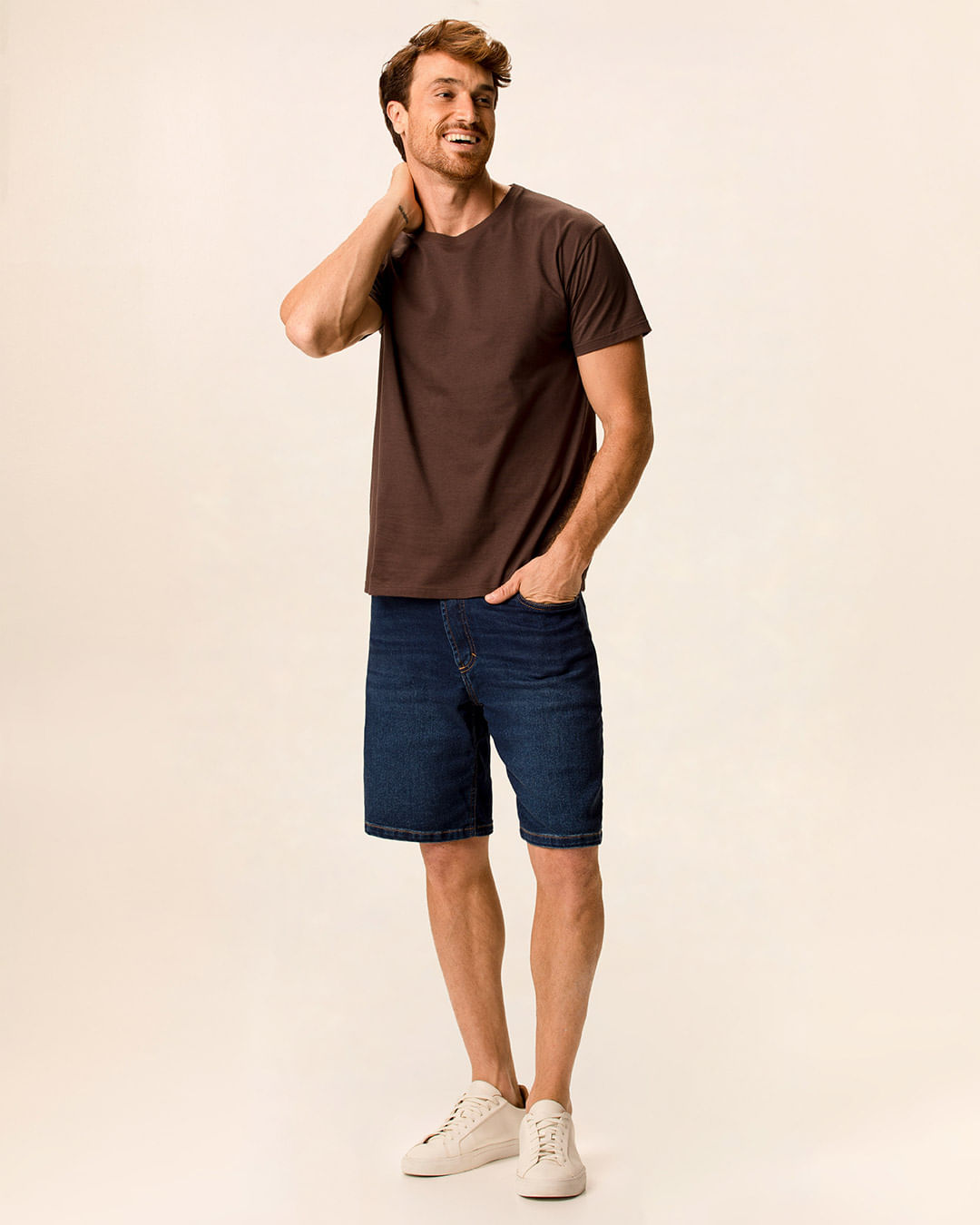 Bermuda Masculina Slim Cintura Média Em Jeans Moletom