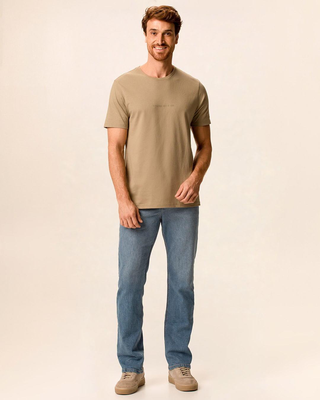 Calça Masculina Reta Cintura Média Etiqueta Decorativa Em Jeans Stretch