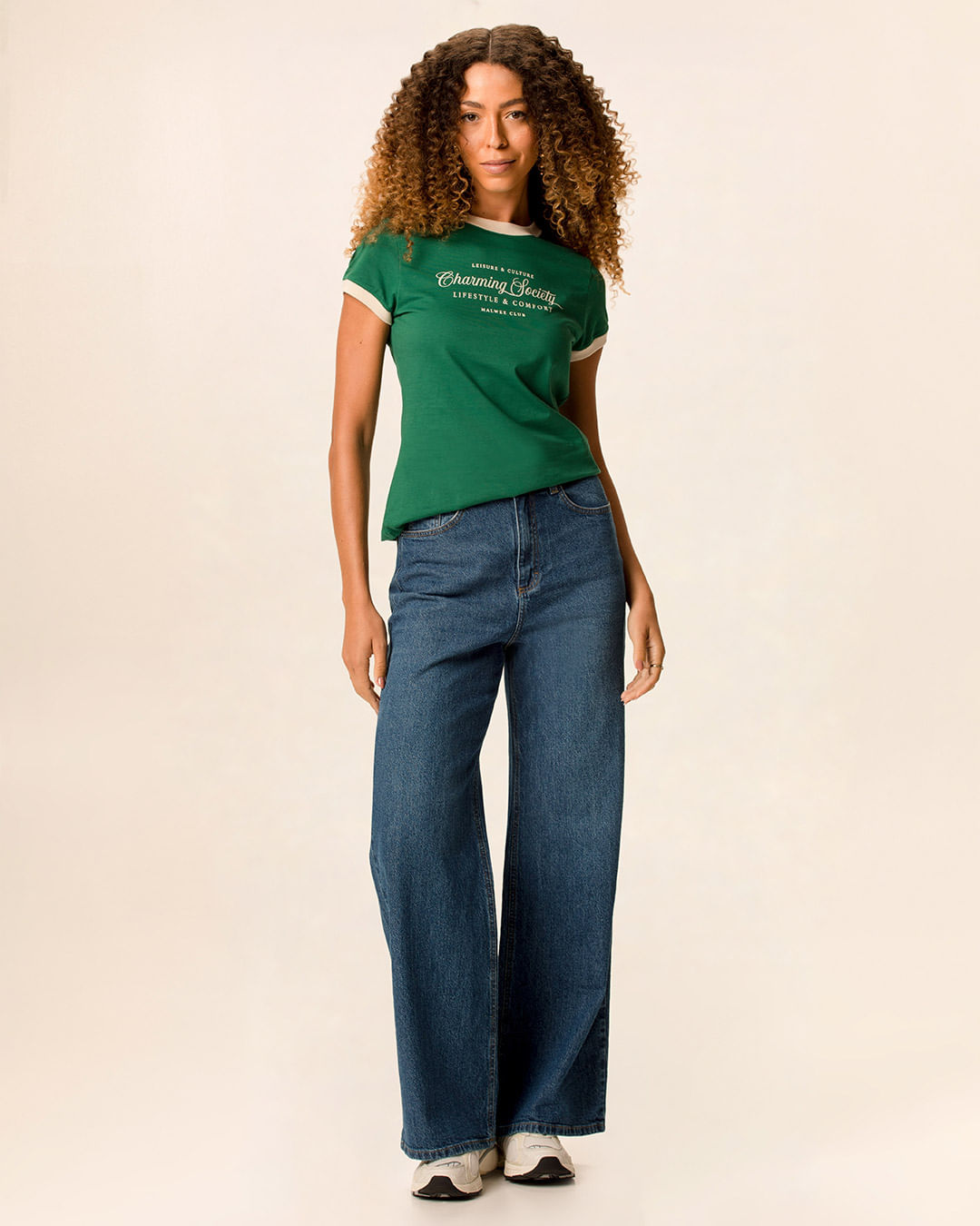 Calça Wide Leg Feminina Cintura Média Em Jeans Algodão Com Elastano