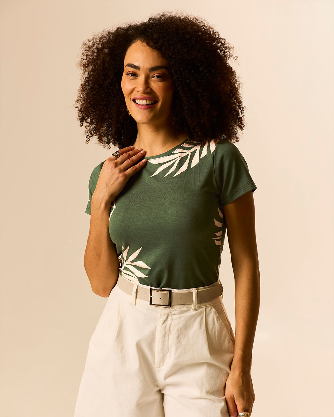 Blusa Feminina Slim Estampada Manga Curta Em Viscose Stretch - Verde - GG