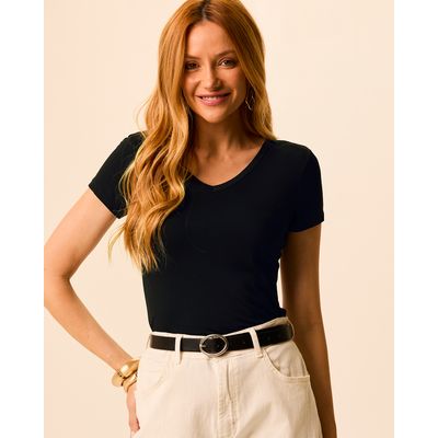 Blusa Básica Feminina Slim Decote V Manga Curta Em Viscose Stretch