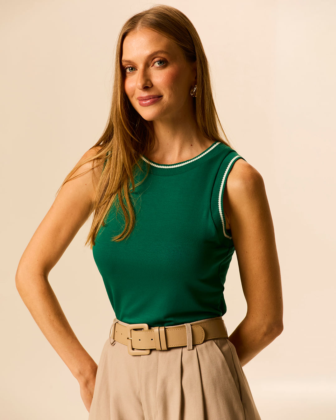 Regata Feminina Slim Costura Retilínea Contraste Em Moletinho De Viscose - Verde - XGG