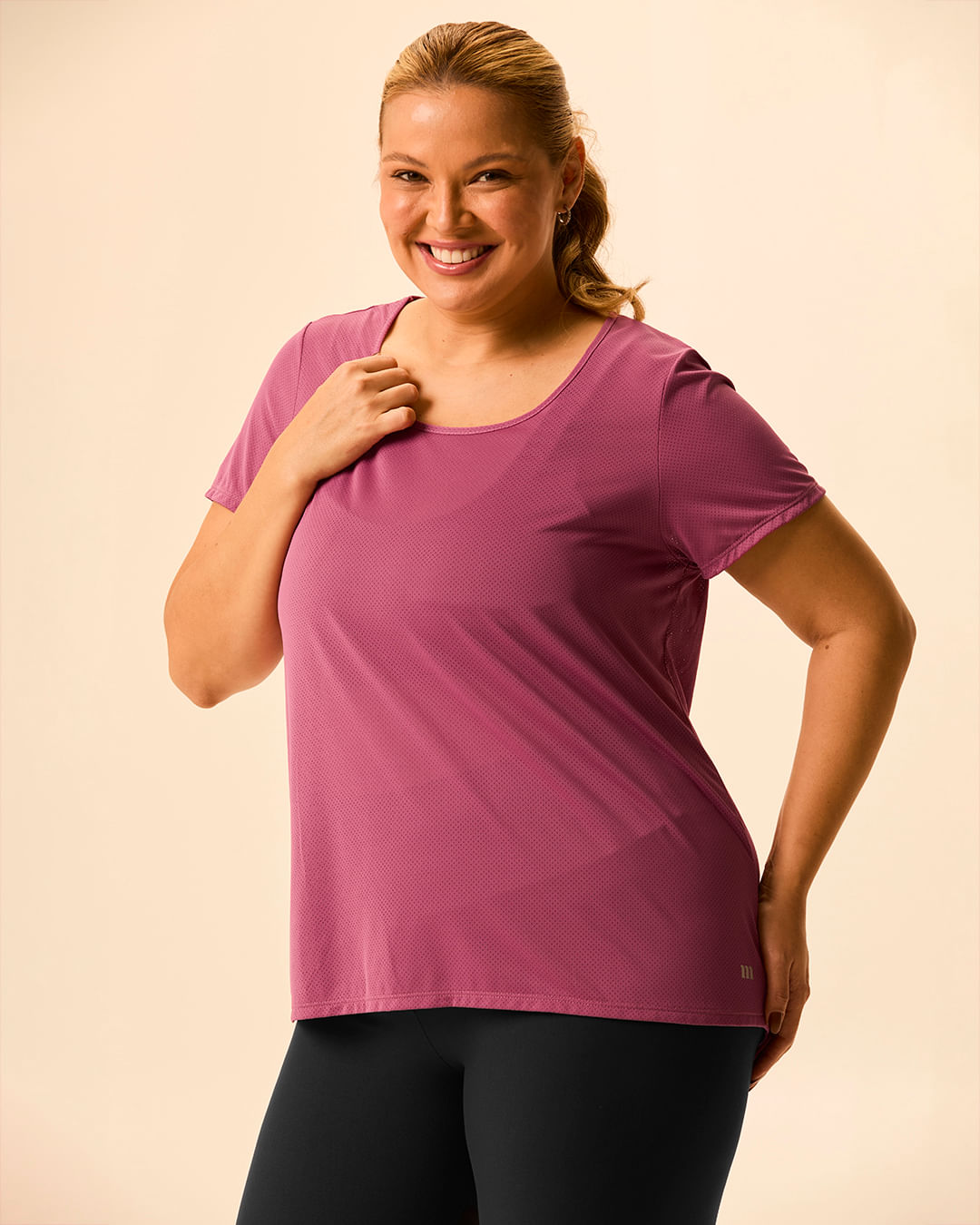 Blusa Feminina Plus Size Esportiva Barra Mullet Em Malha Dry Malwee Active