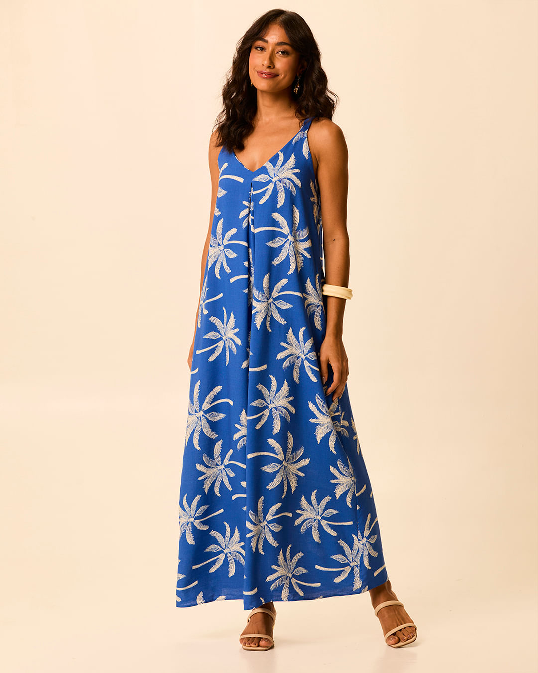 Vestido Longo Feminino Evasê Decote V Em Viscolinho Texturizado - Azul - P