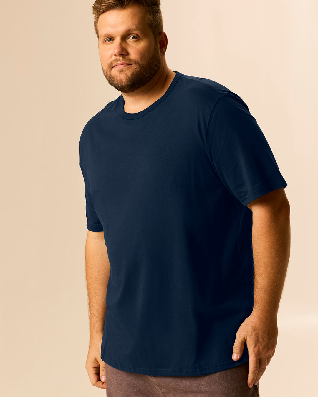 Camiseta Essencial Masculina Plus Size Etiqueta Estampada Em Algodão