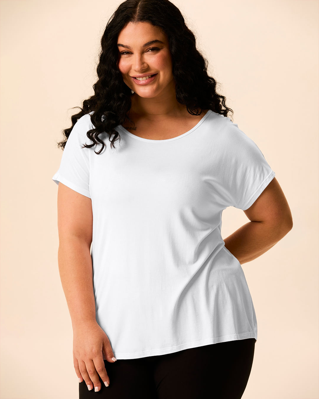 Blusa Básica Feminina Plus Size Manga Japonesa Em Viscose Stretch