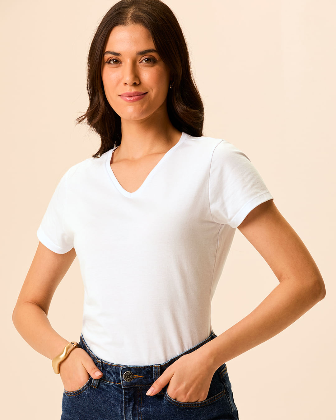 Camiseta Básica Feminina Slim Decote V Em Algodão - Branco - M