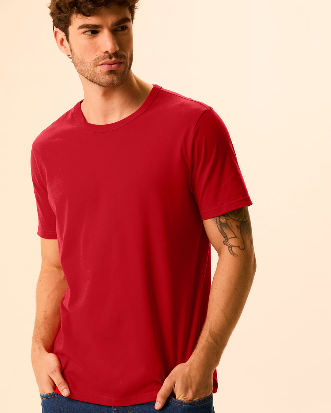 Camiseta Essencial Masculina Slim Decote Redondo Em Algodão