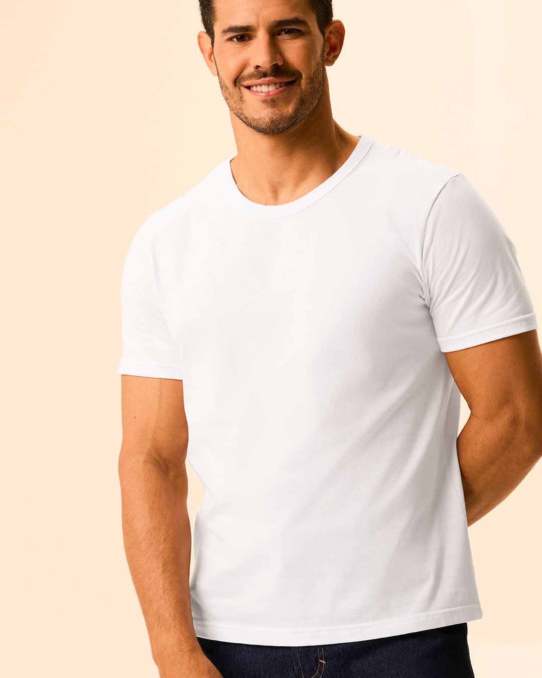 Camiseta Essencial Masculina Slim Decote Redondo Em Algodão