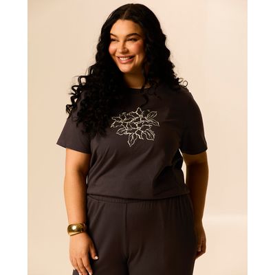 Camiseta Feminina Plus Size Estampa Frontal Colecionável Em Algodão