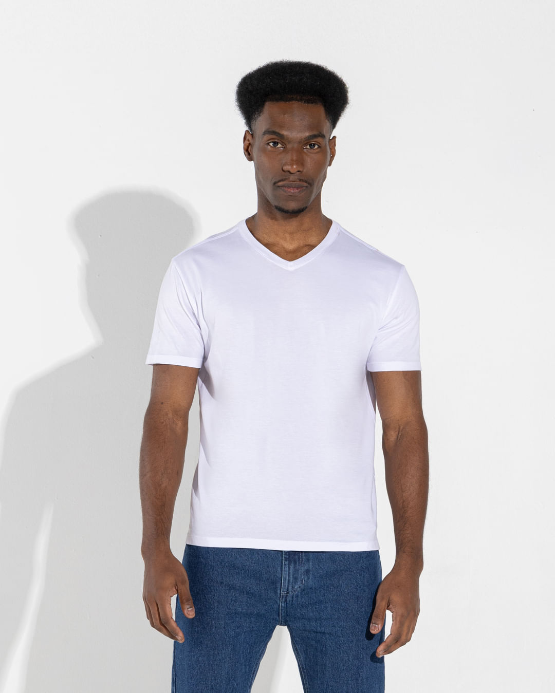 Camiseta Pima Gola V Masculina