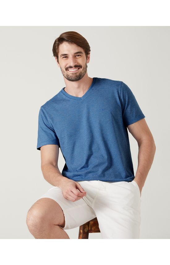Camiseta Básica Masculina Decote V Em Malha Fio A Fio