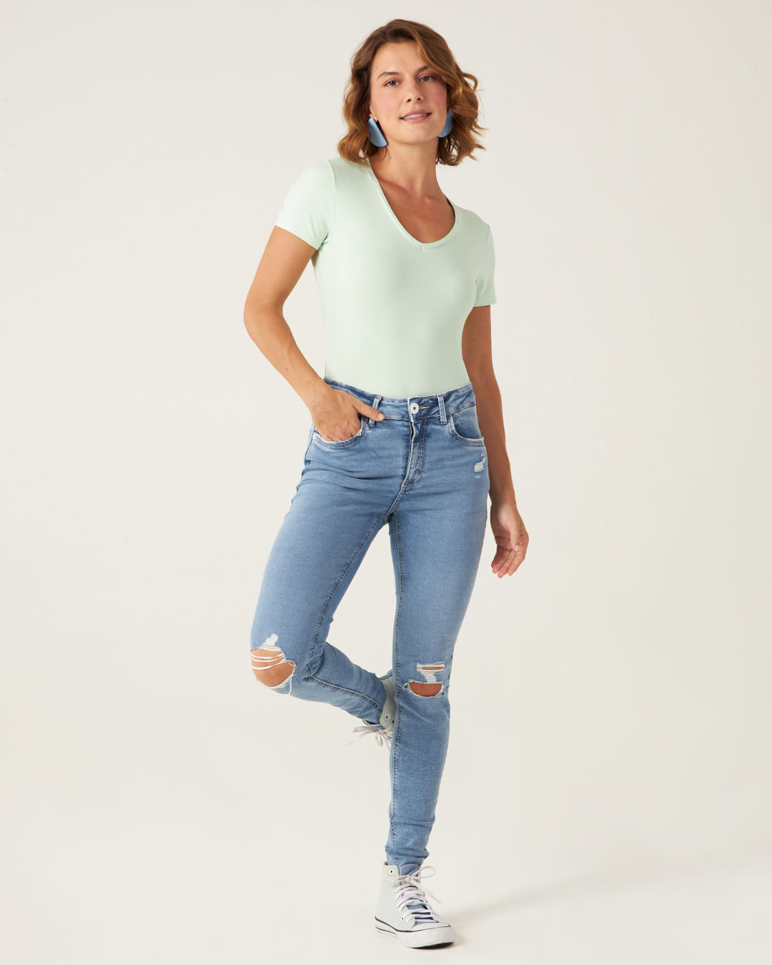 Blusa Básica Feminina Decote V Em Viscose Stretch - Imagem 20