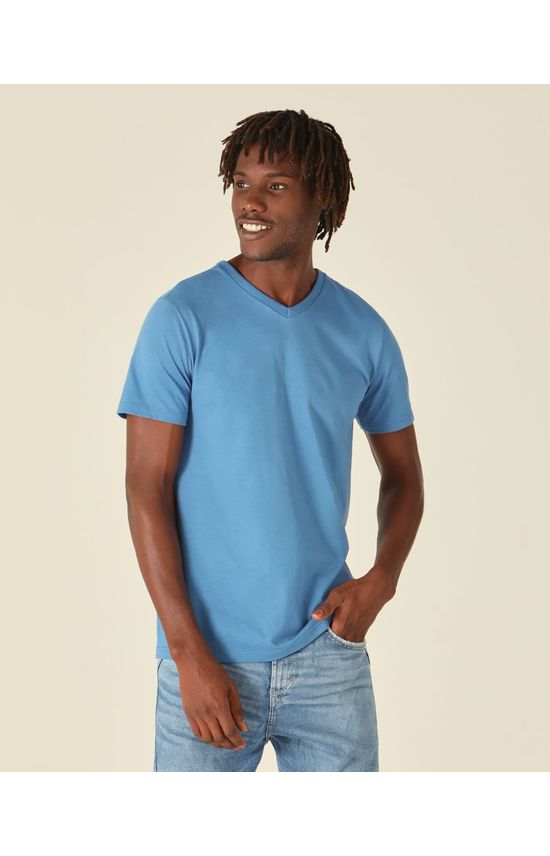 Camiseta Básica Masculina Gola V Em Malha Com Proteção UV50+