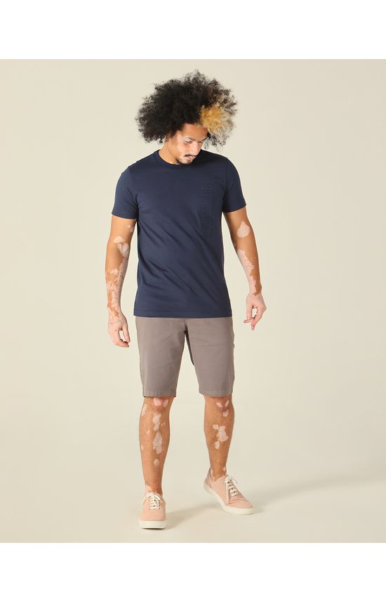 Bermuda Masculina Alfaiataria Em Sarja Com Elastano