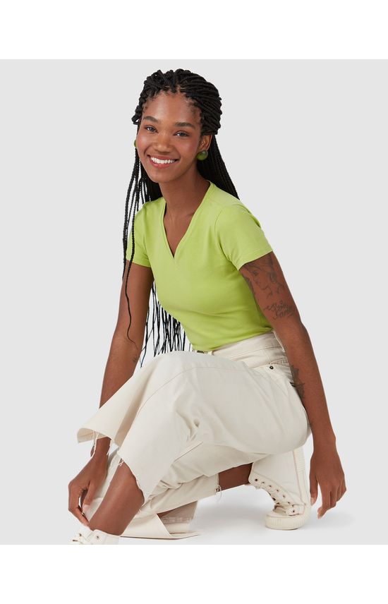 Blusa Básica Feminina Decote V Em Algodão