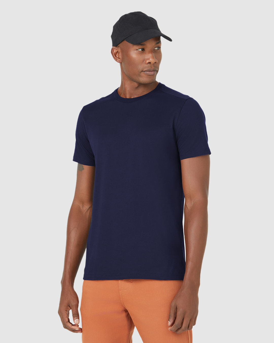 Camiseta Básica Masculina Abertura Lateral Em Algodão Pima - Imagem 14