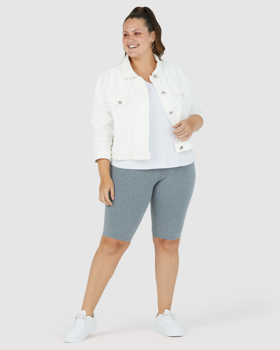 Bermuda Básica Feminina Plus Size Ciclista Em Supplex® - Imagem 21