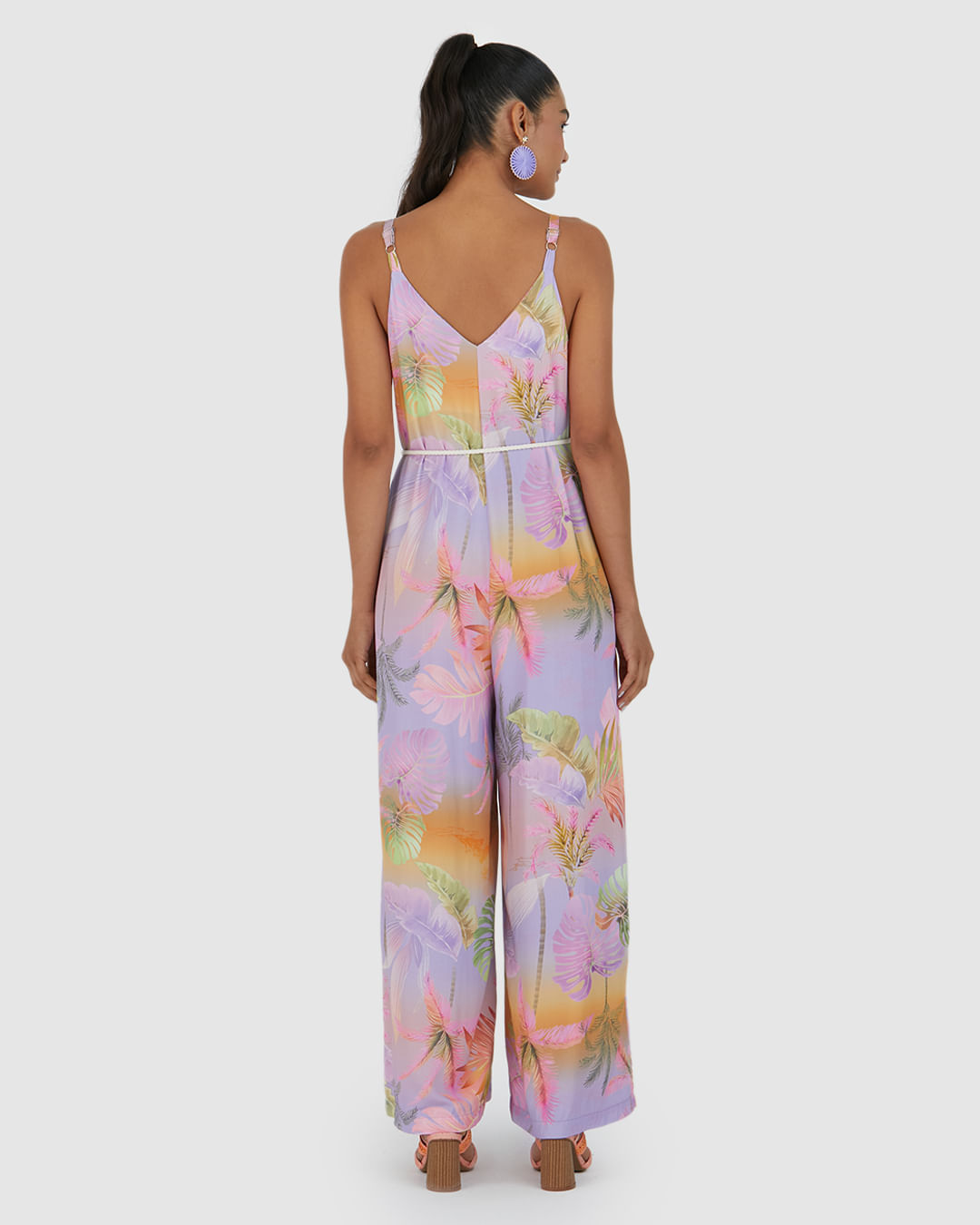 Macacão Feminino Estampado Cinto Cordão Em Viscose - Imagem 24