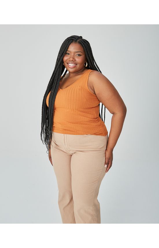 Regata Básica Feminina Plus Size Decote V Em Canelado De Viscose