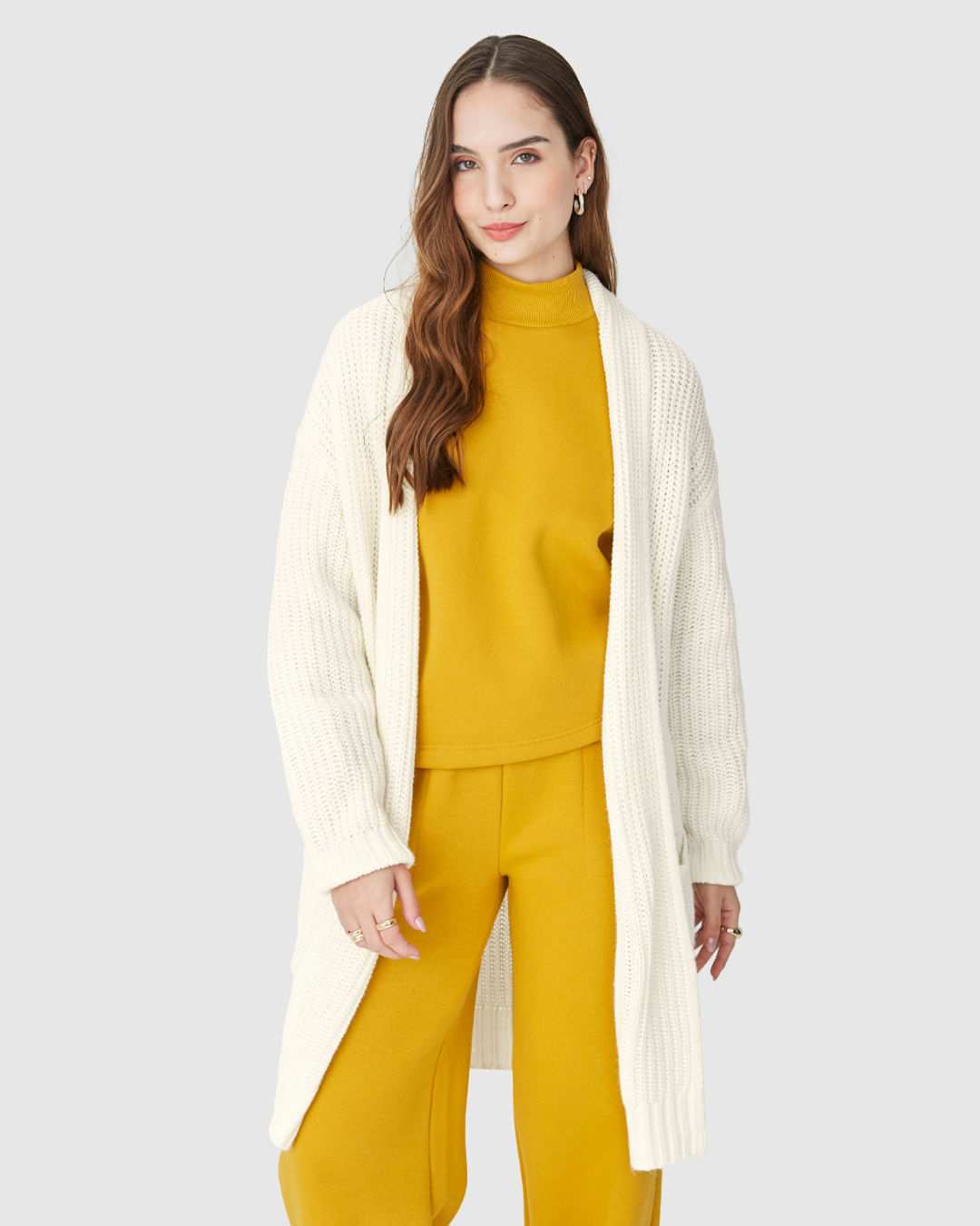 Cardigan Alongado Feminino Com Bolsos Em Tricô - Imagem 9