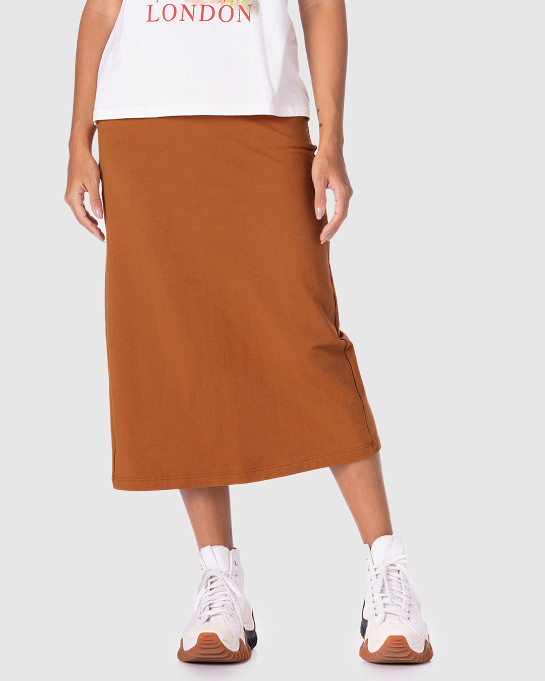 Saia Midi Feminina Fenda Costas Em Moletom Stretch Flanelado - Imagem 4