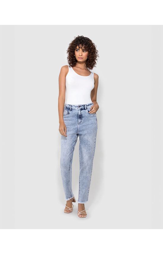 Calça Mom Feminina Com Barra Desfiada Em Jeans Com Elastano - ENFIM