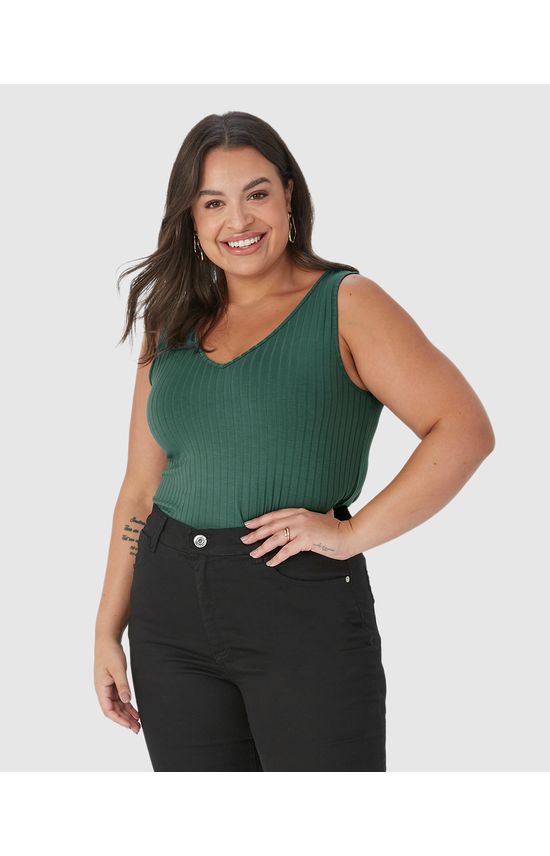 Regata Básica Feminina Plus Size Decote V Em Canelado De Viscose