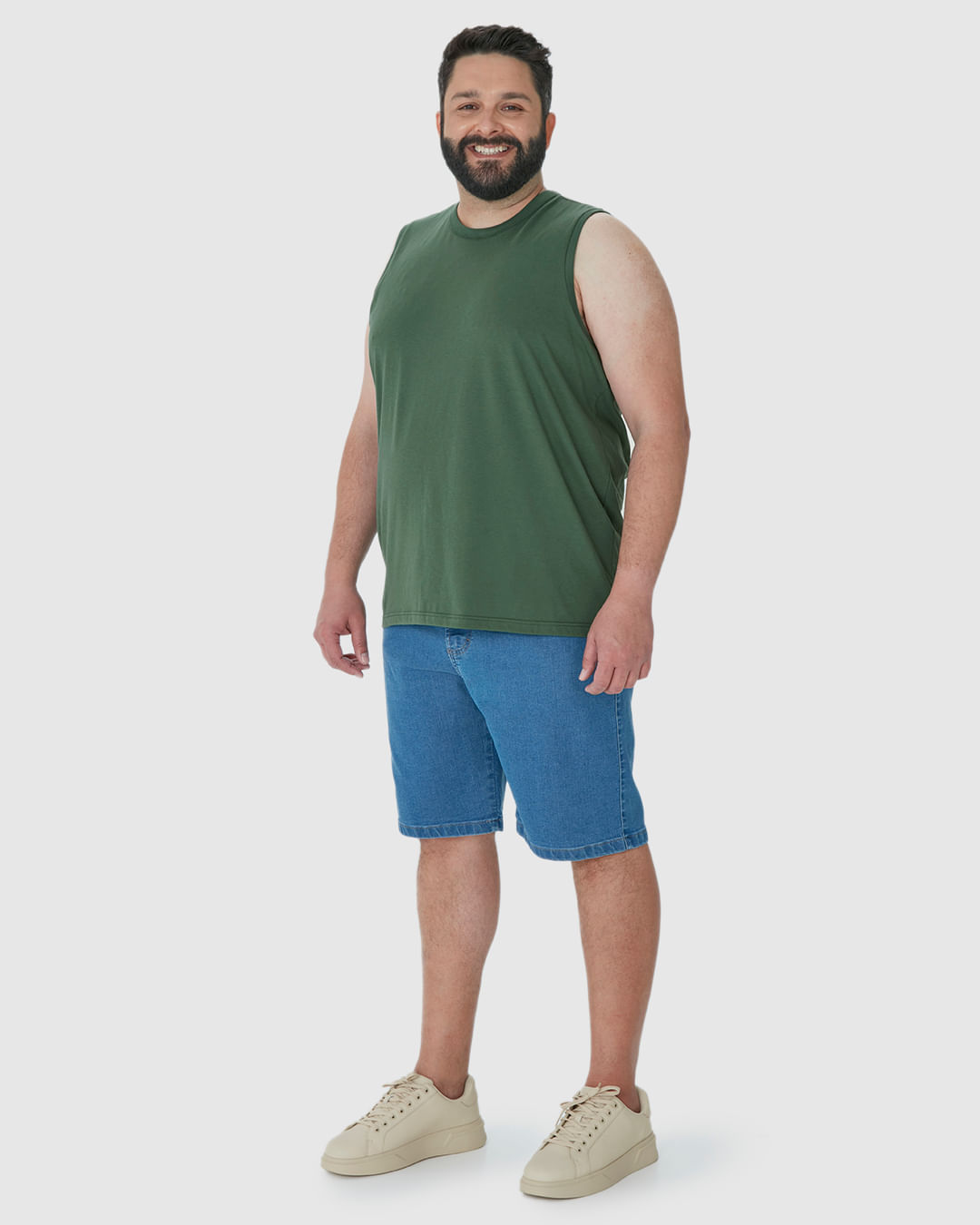 Regata Básica Masculina Plus Size Cava Ajustada Em Algodão - Imagem 14