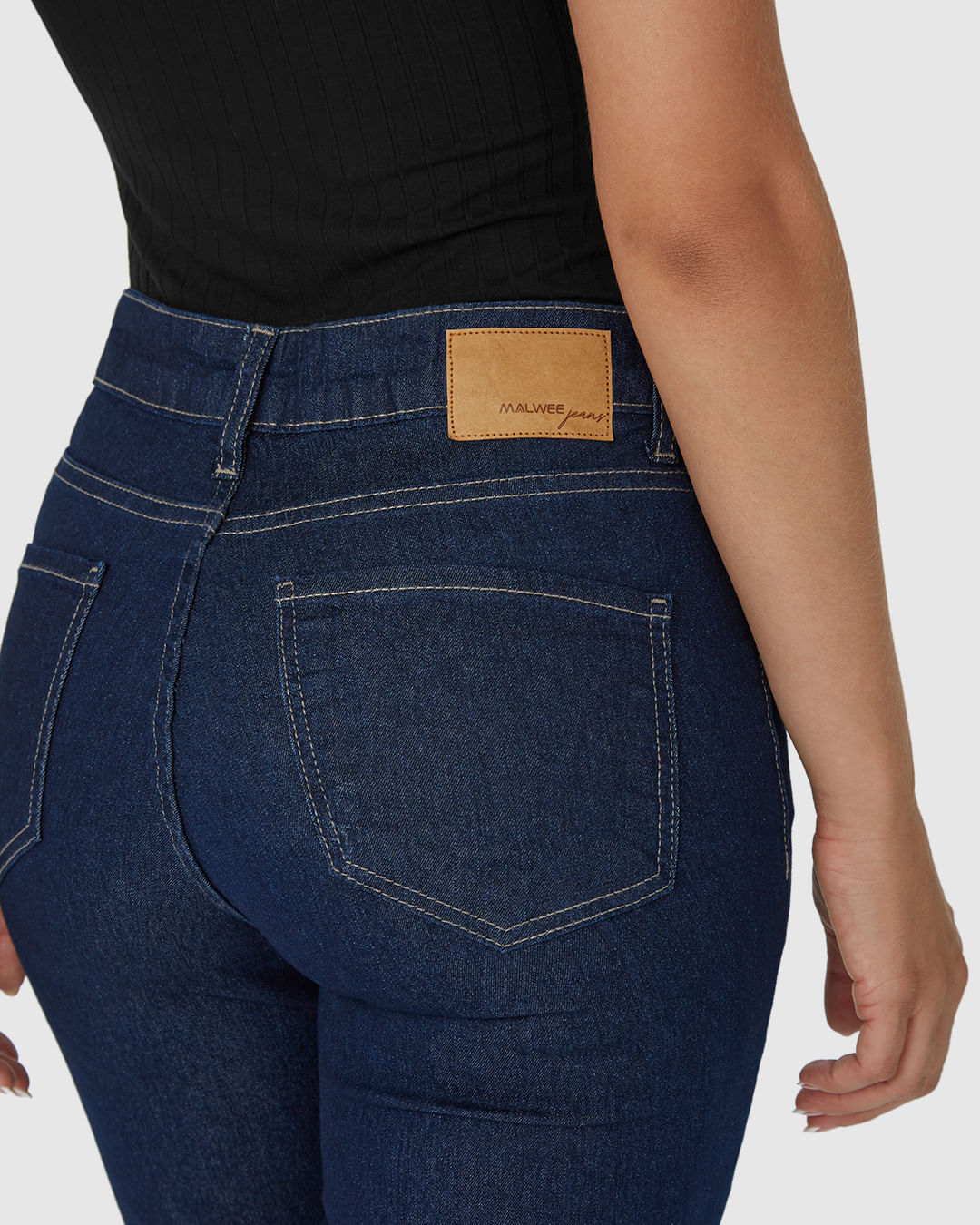 Bermuda Feminina Ciclista Em Jeans Com Poliéster Reciclado - Imagem 38