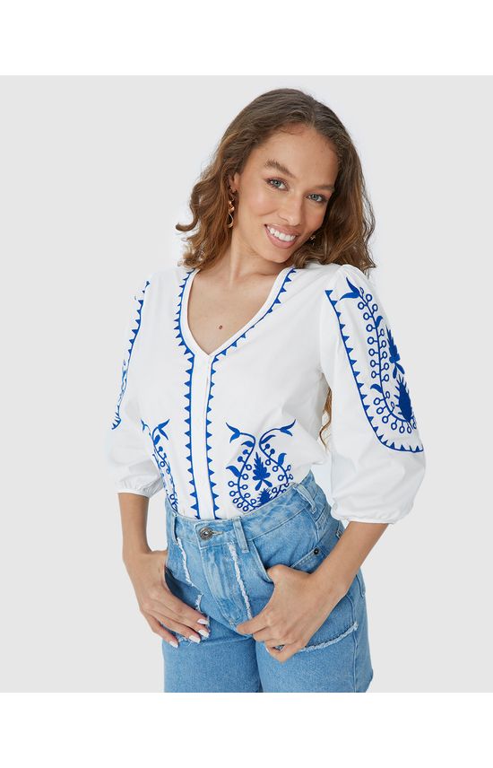 Camisa Feminina Abertura Frontal Em Algodão Bordado