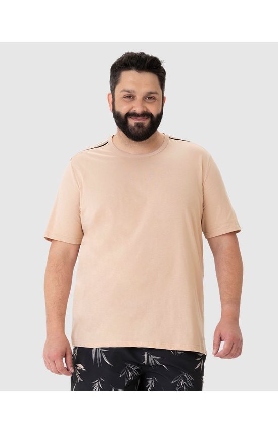 Camiseta Masculina Plus Size Com Detalhe Retilínea Em Algodão