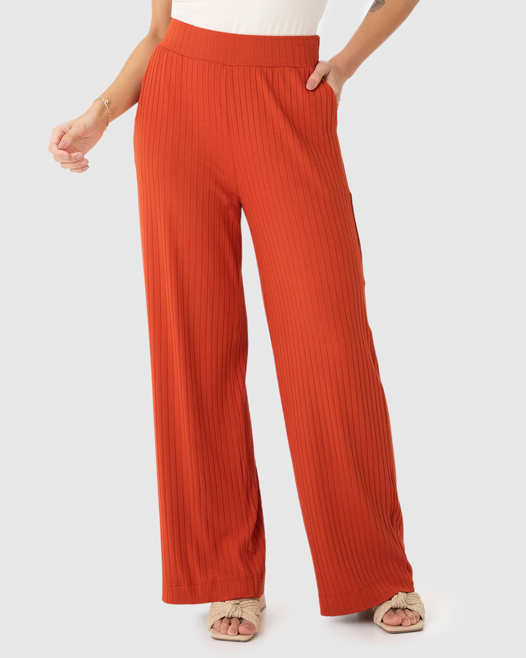 Calça Wide Leg Feminina Cintura Alta Em Malha Canelada De Viscose - Imagem 24