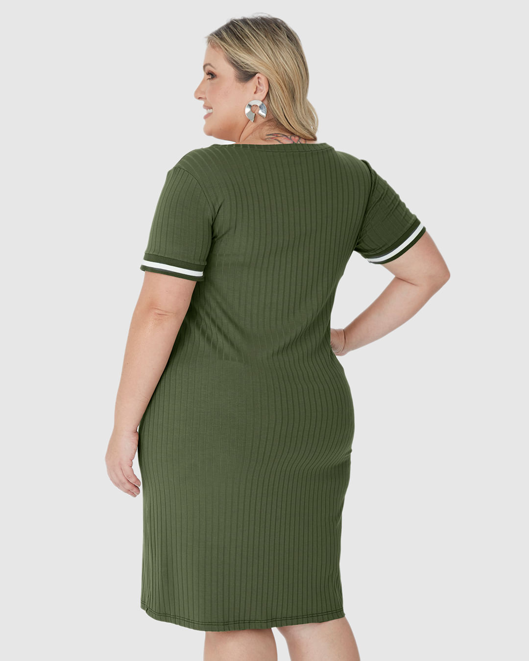 Vestido Feminino Plus Size Reto Manga Retilínea Em Canelado De Viscose - Imagem 10