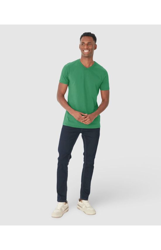 Camiseta Básica Masculina Gola V Em Algodão