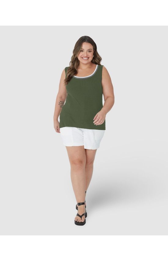 Regata Básica Feminina Plus Size Decote Retilínea Em Malha Viscose Canelada