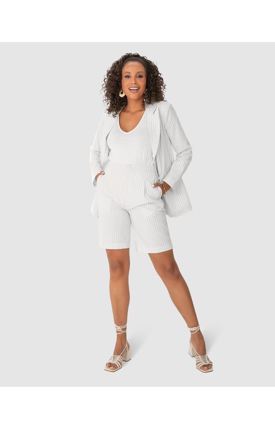 Bermuda Alfaiataria Feminina Com Bolso Em Viscolinho