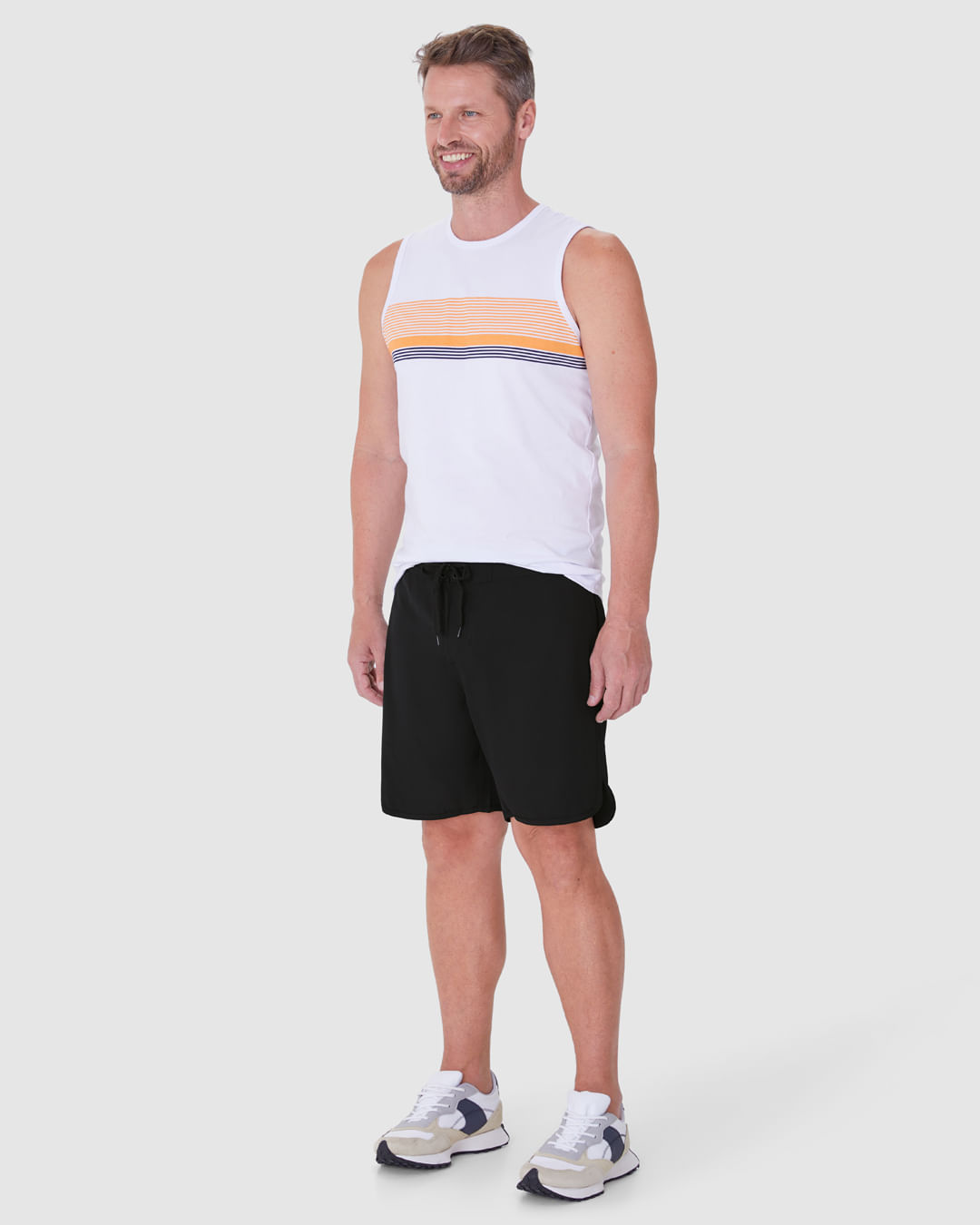 Bermuda Masculina Comfort Em Microfibra Com Elastano - Imagem 22