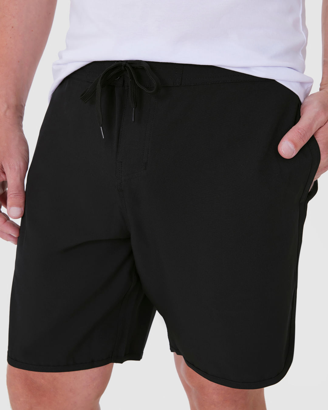 Bermuda Masculina Comfort Em Microfibra Com Elastano - Imagem 13
