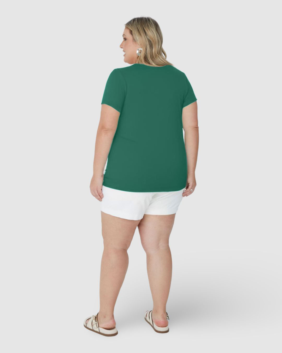 Blusa Básica Feminina Plus Size Decote Redondo Em Algodão - Imagem 10