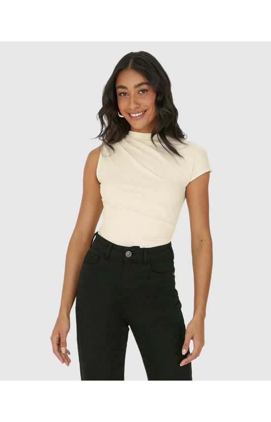 Blusa Feminina Assimétrica Com Detalhe Franzido Em Malha Viscose Canelada