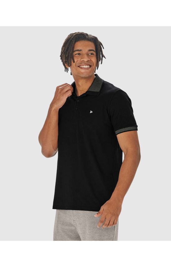 Camisa Polo Masculina Com Acabamento Retilínea Em Piquet Stretch