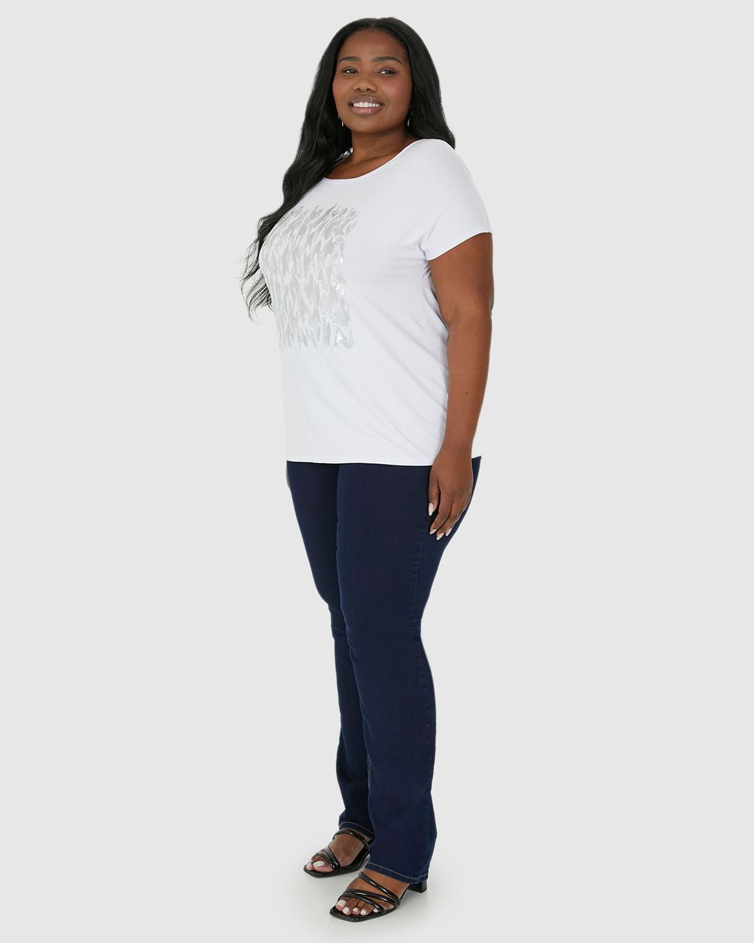 Camiseta Feminina Plus Size Estampa Metalizada Em Viscose Stretch - Imagem 2